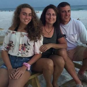 Meet your Posher, Angie